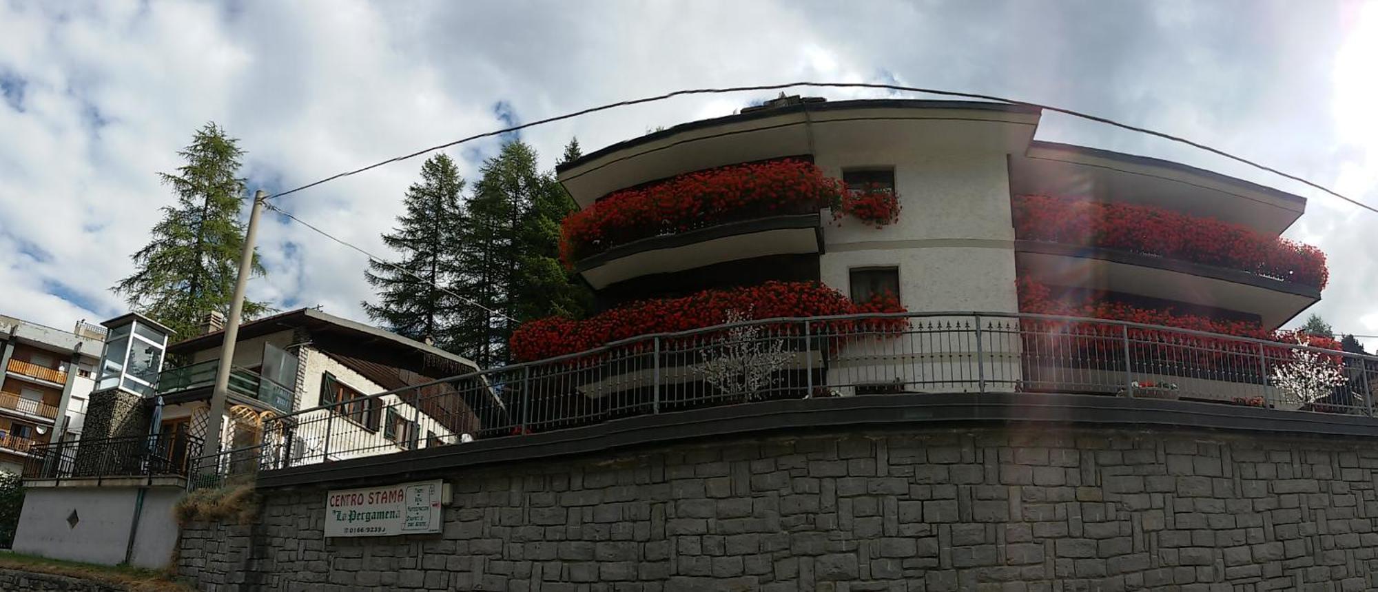 B&B Lepetitnid Valtournenche Exteriör bild