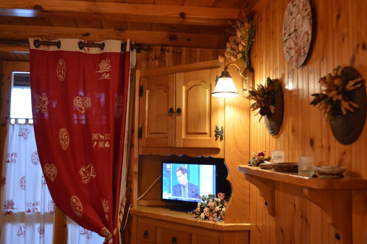 B&B Lepetitnid Valtournenche Exteriör bild